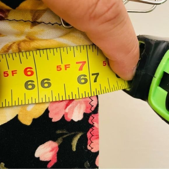 Floral window valance curtain floral maximalist style 3 piece window treatment - Picture 4 of 6